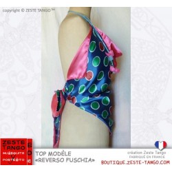 Top dos-nu. Reverso Fushia. Côté uni rose, noué devant
