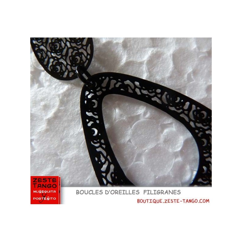 B.O filigrane Noire. Motif petites roses. Forme ovale